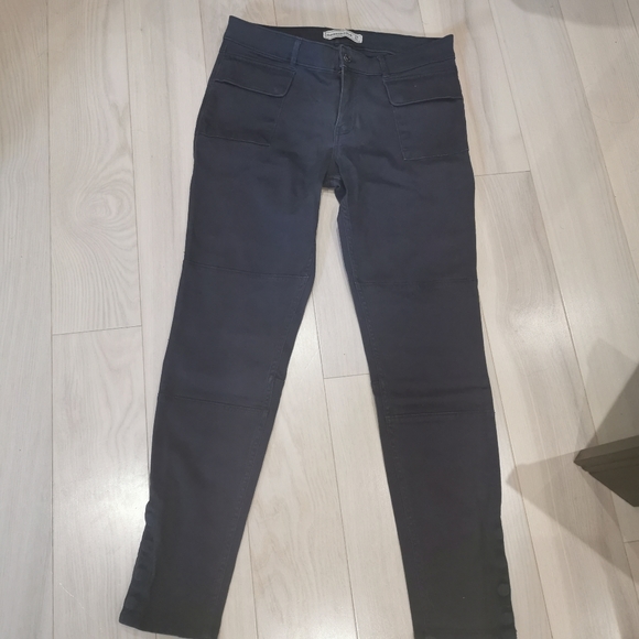 Abercrombie & Fitch super skinny jeans hem button - Picture 8 of 8